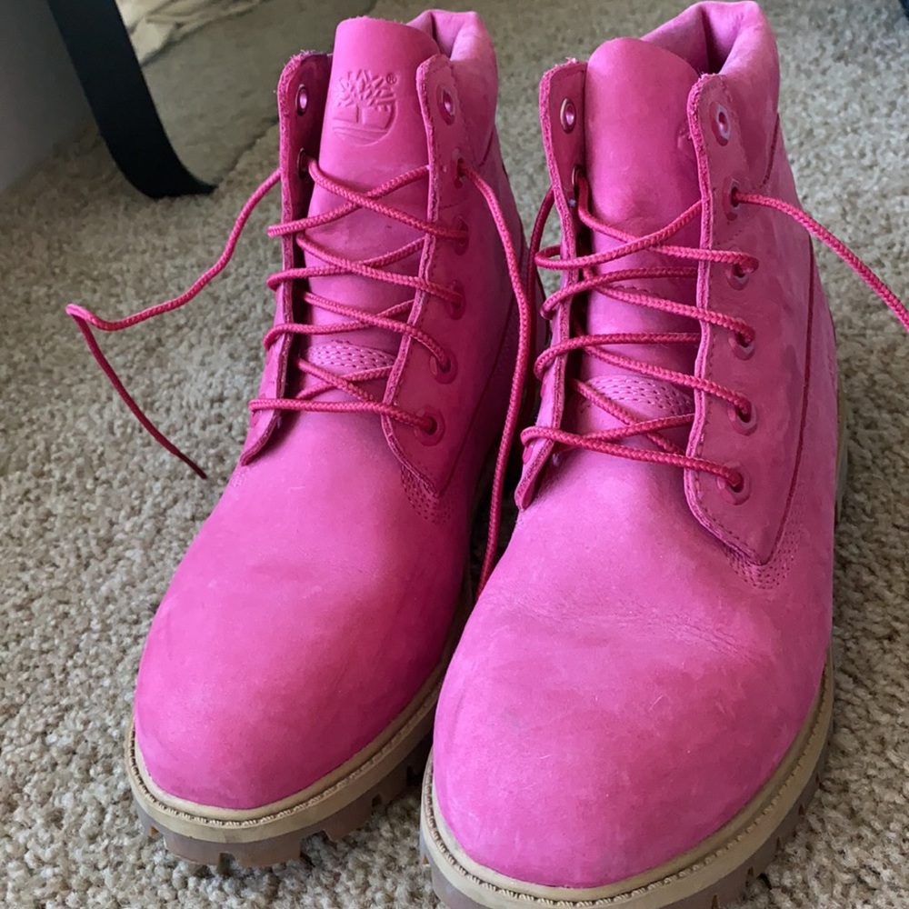 Hot pink waterproof Timberland boots